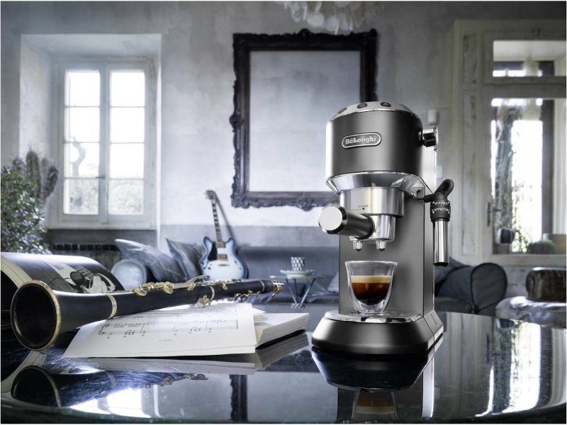 DELONGHI EC685.BK Dedica Pump Black Μηχανή Espresso 1300W Πίεσης 15bar Μαύρη 0033782 DELONGHI EC685.BK Dedica Pump Black Μηχανή Espresso 1300W Πίεσης 15bar Μαύρη 0033782